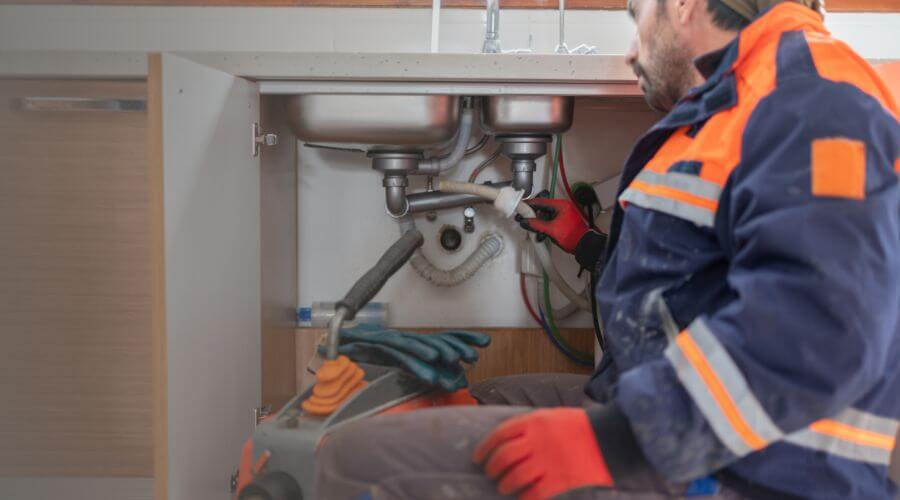 Professional slab leak plumber services in Lesterville, MO